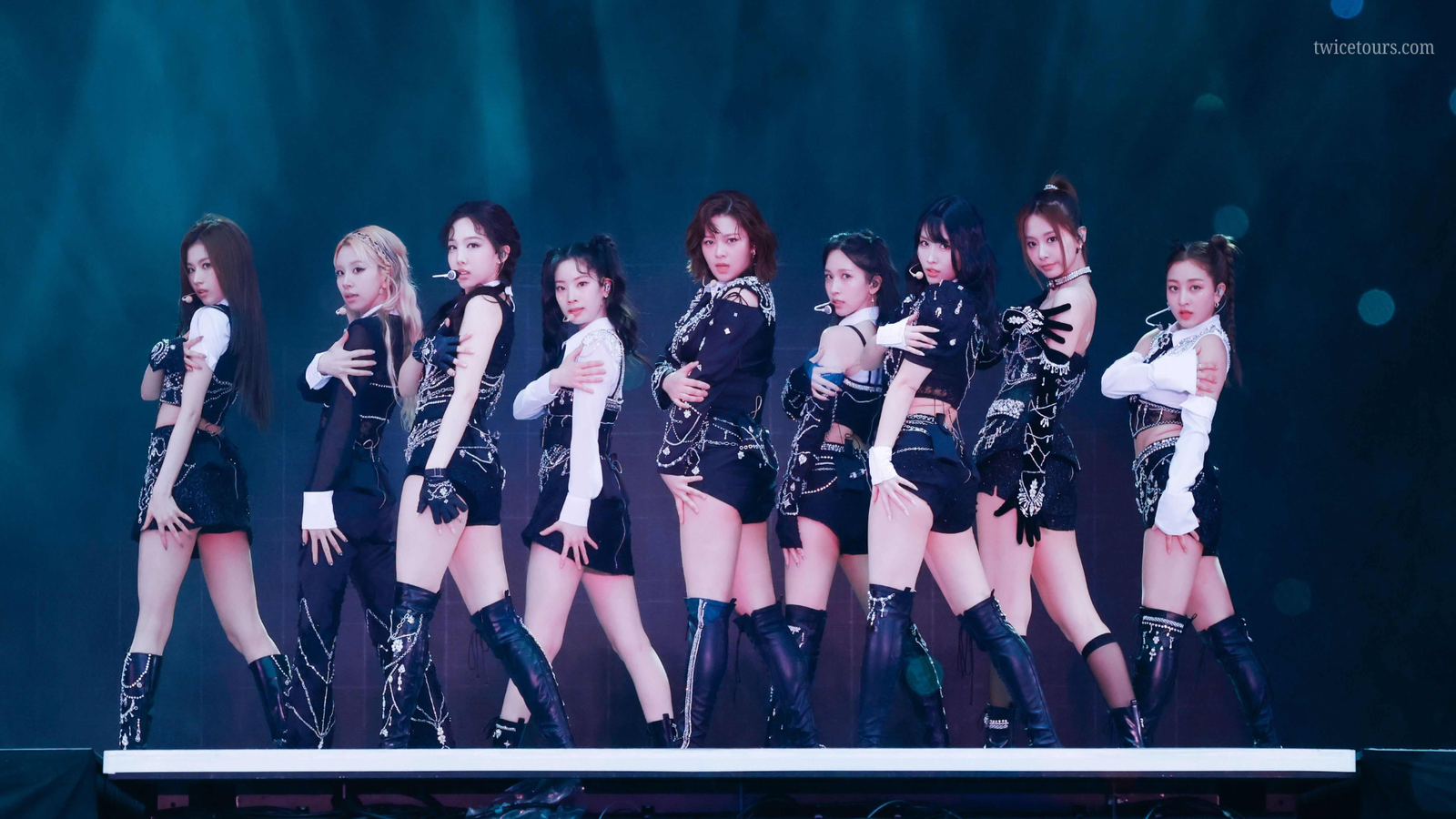 TWICE United Center, Chicago, IL Concert