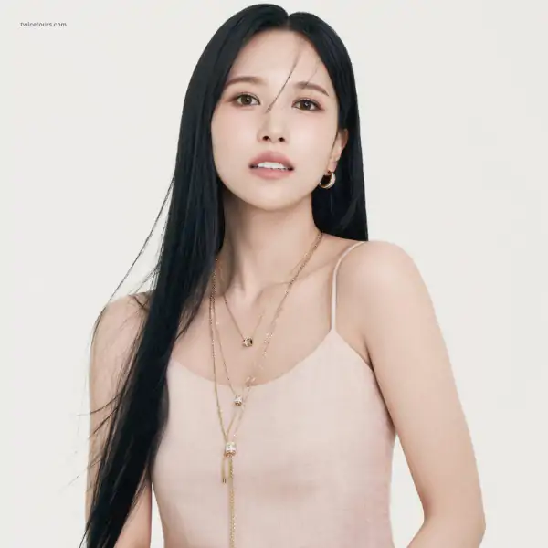 TWICE Members 2026: All 9 Profiles, Solo Songs, Personal Lives & Tour Roles 8 Mina twice