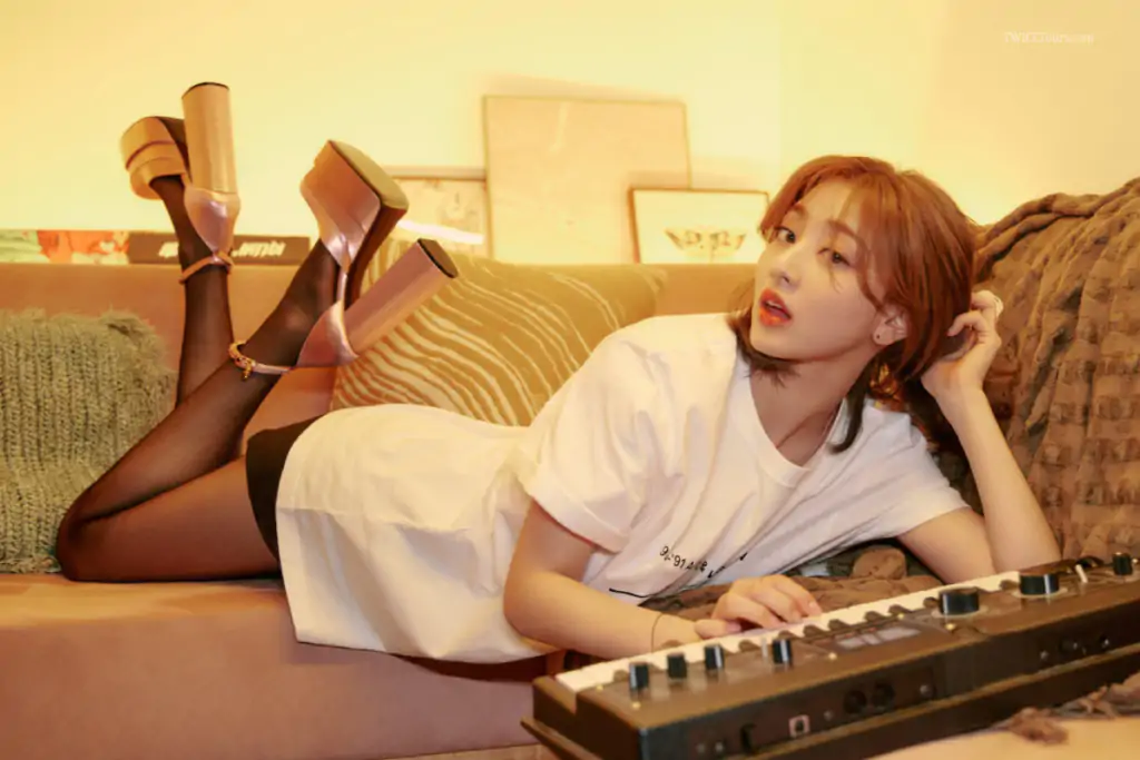 Jihyo on bed