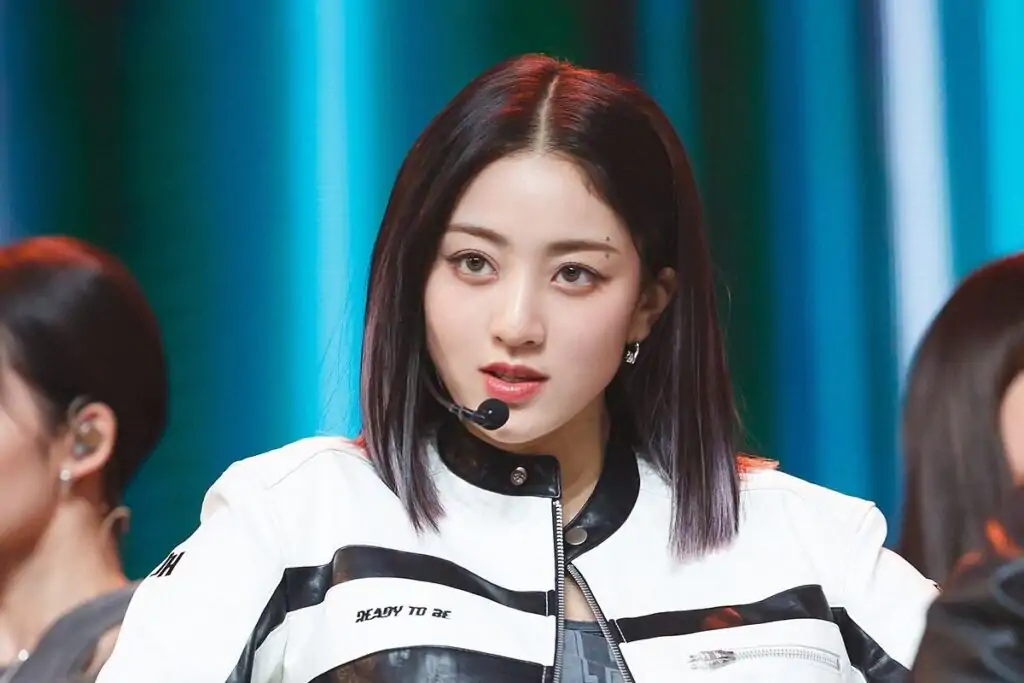 Jihyo surprises fans 