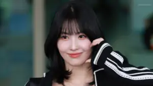 Momo - Twice Tour