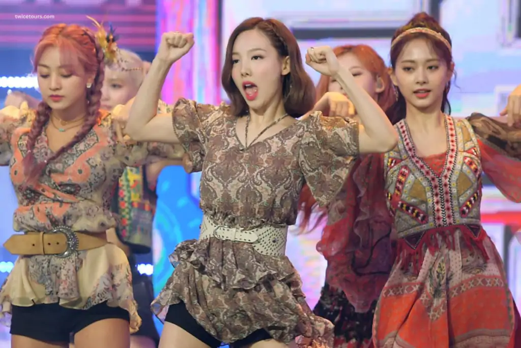 How Nayeon Shaped TWICE: Solo Music, Tours & Influence 3 Im Nayeon dance