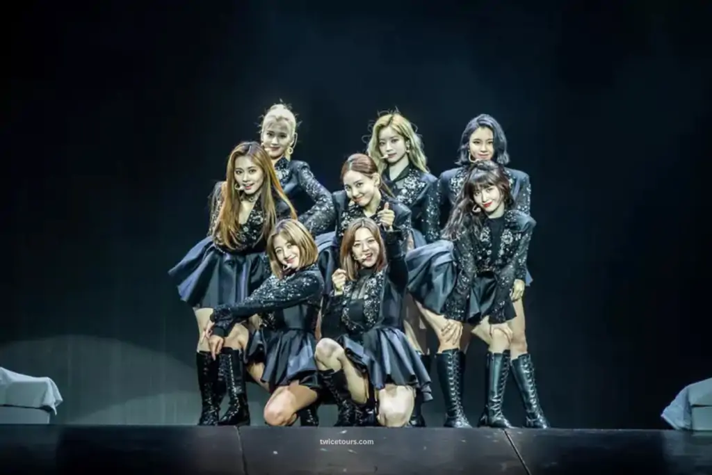 TWICE Dallas Concerts 2026: Dates, Setlist, Venue & Tickets 5 TWICE band Group