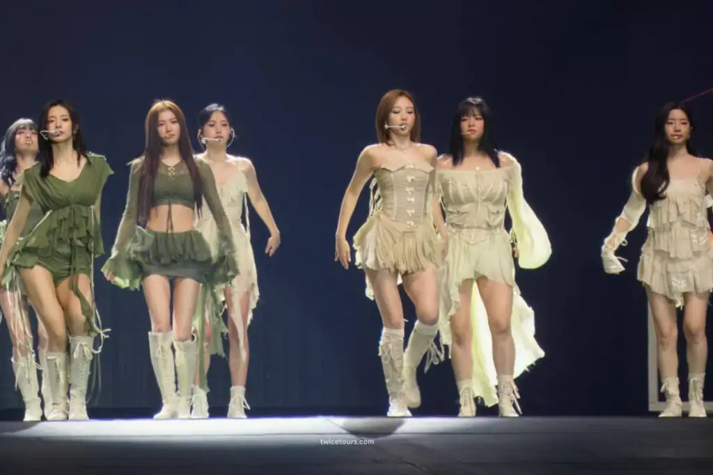 Twice KPOP on stage