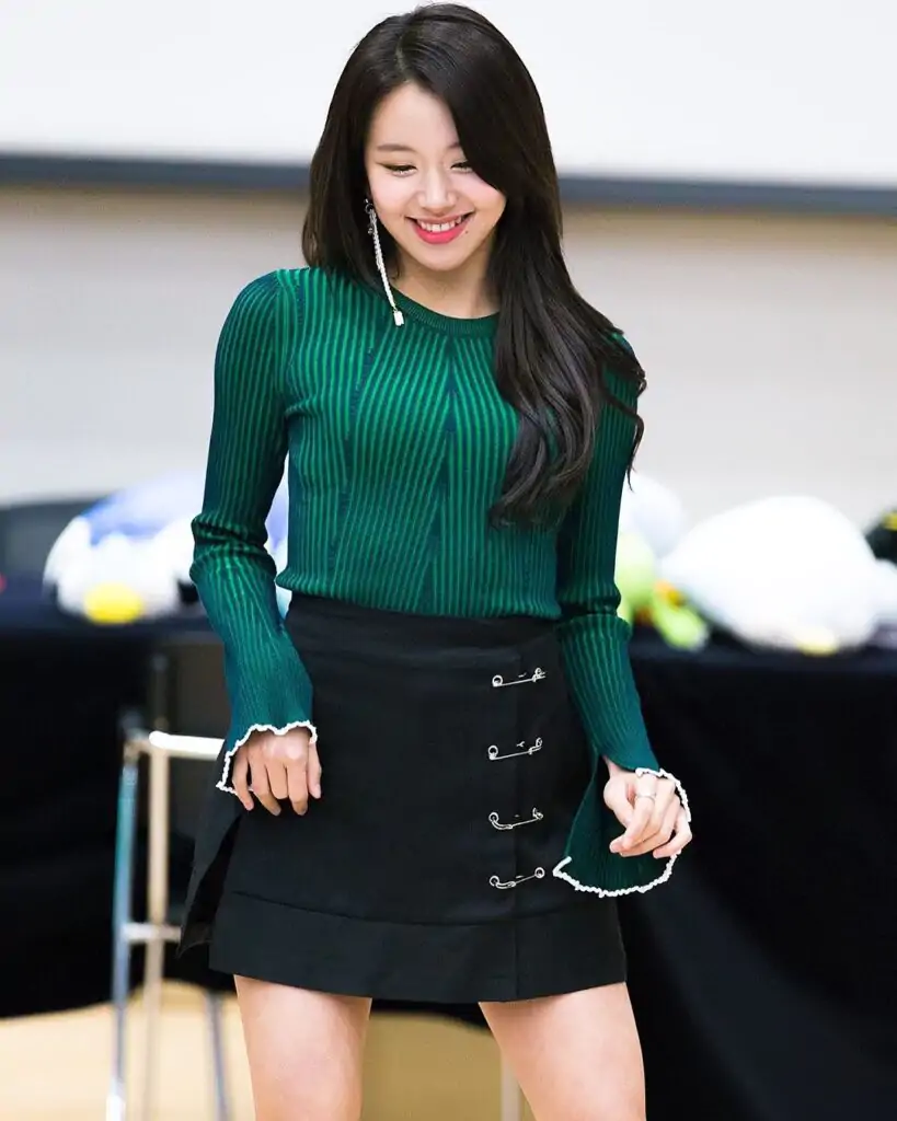 Chaeyoung TWICE solo debut, tour return & 2026 profile 6 Chaeyoung outfits ideas